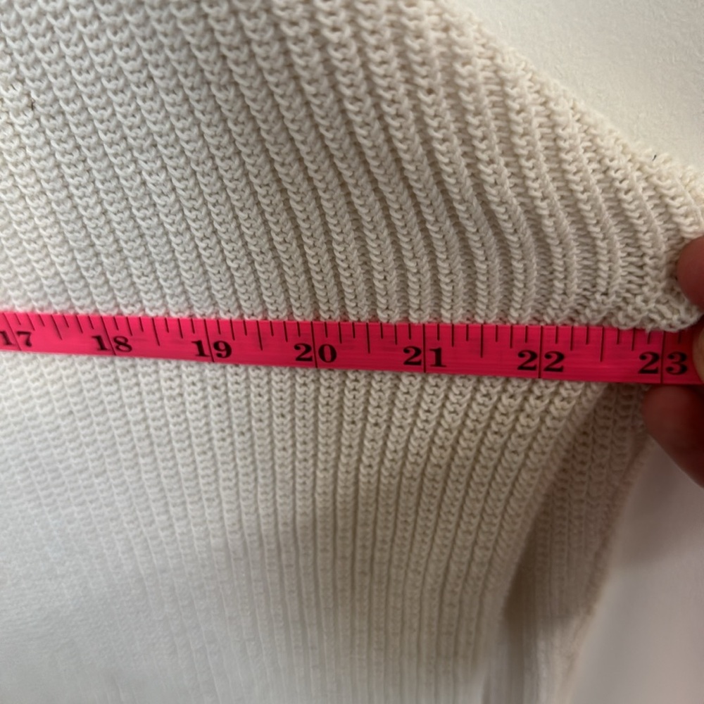 Express open shoulder sweater - Picture 6 of 7